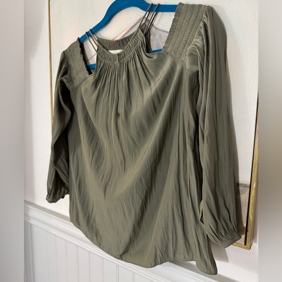RAMY BROOK Army Green Cold Shoulder Blouse Size XS - Picture 2 of 5